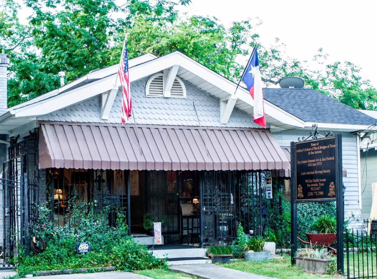 La Villa By The Riverwalk ซานอันโตนิโอ ภายนอก รูปภาพ